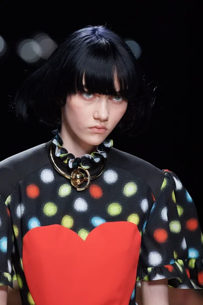 Look 2
